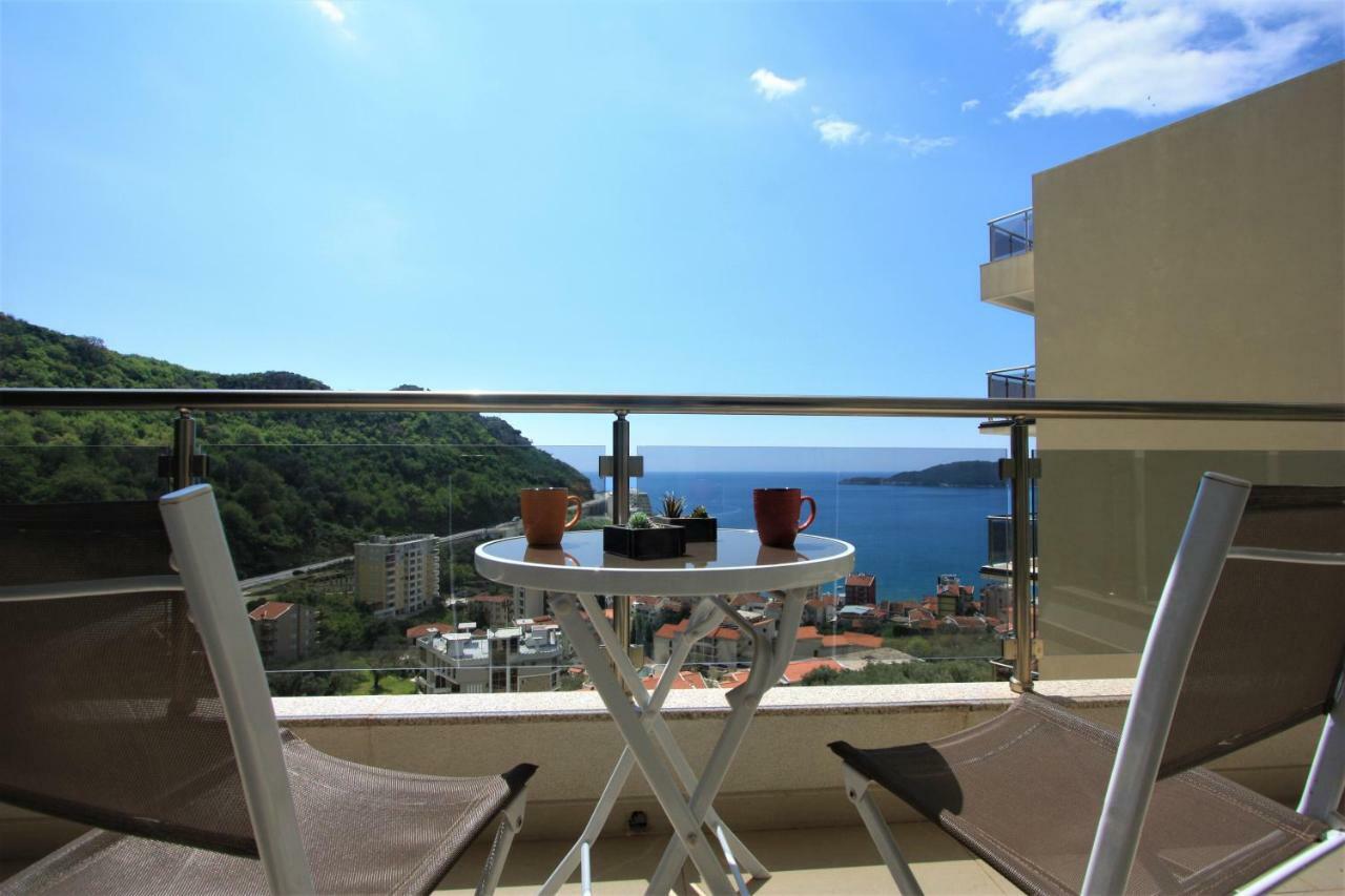 Amazing Sea View Zatvoren Apartment